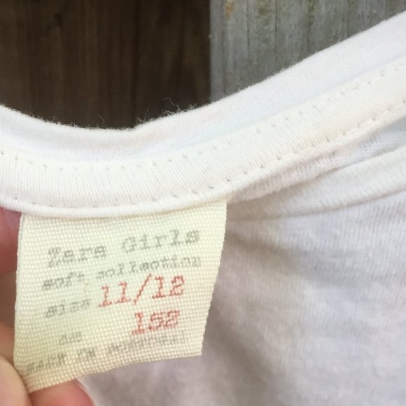 Zara long sleeve floral sequin cotton tee - size 11/12G - Picture 4 of 6